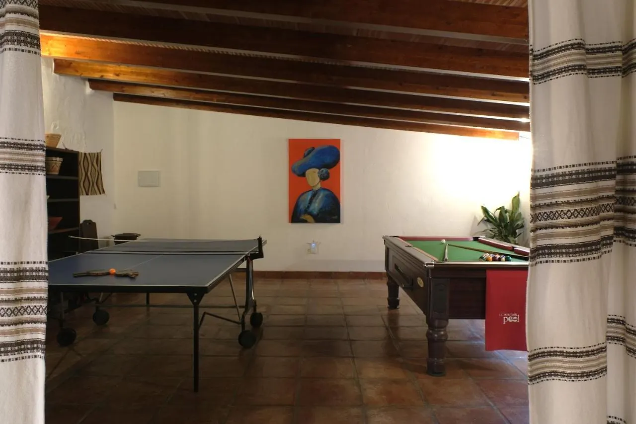 Фермерский дом The Wild Olive Andalucia Agave Guestroom Касарес